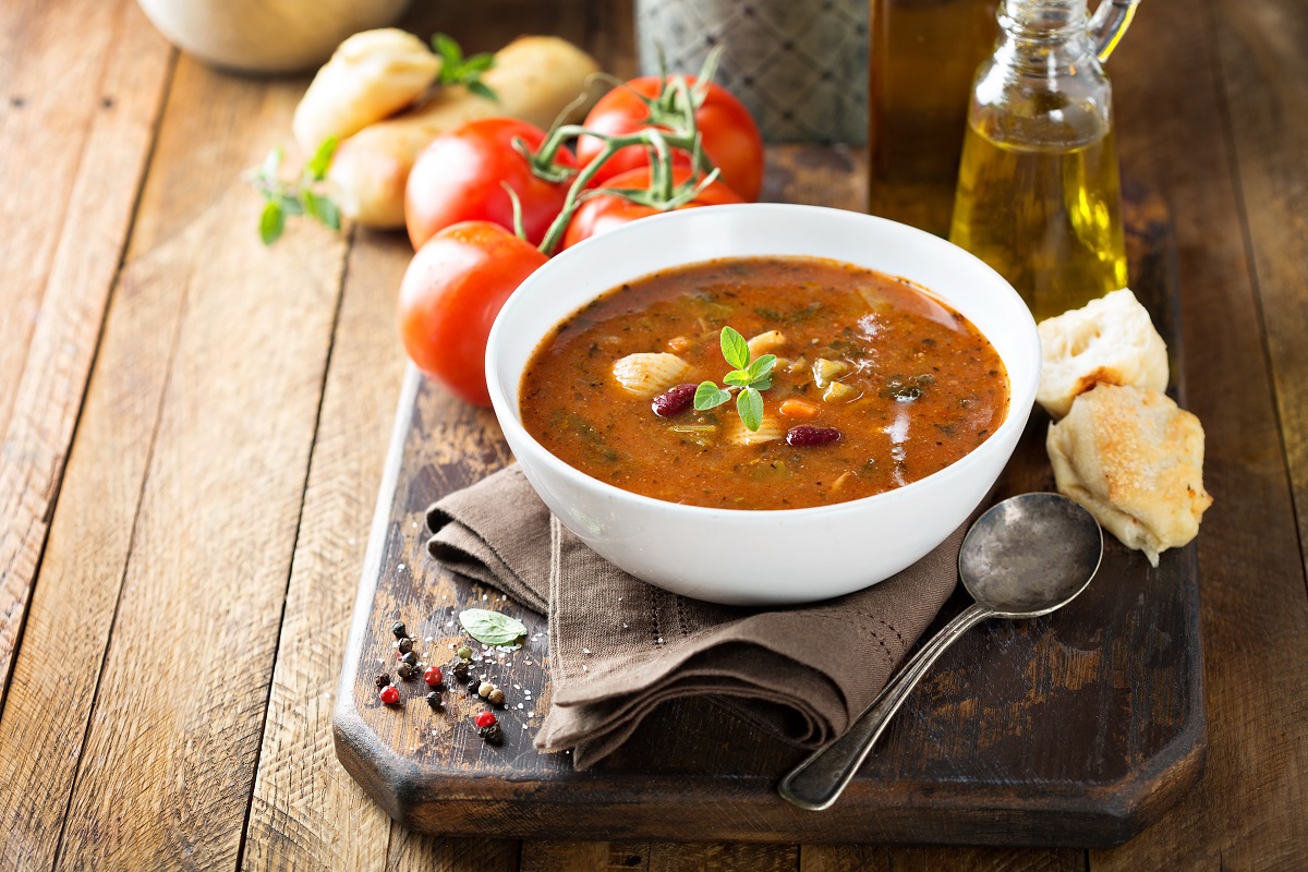 Minestrone z indykiem