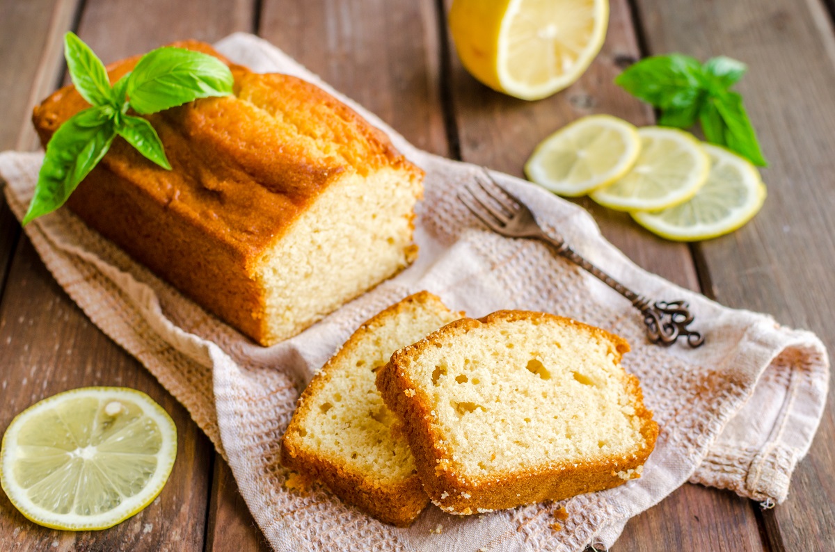 Podłużna babka