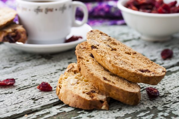 Biscotti żurawinowo-migdałowe