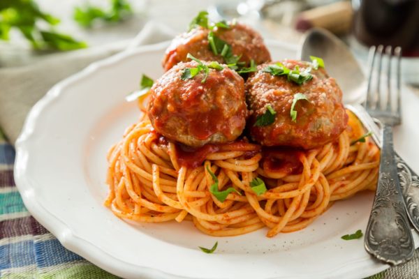 Spaghetti z pulpetami po włosku